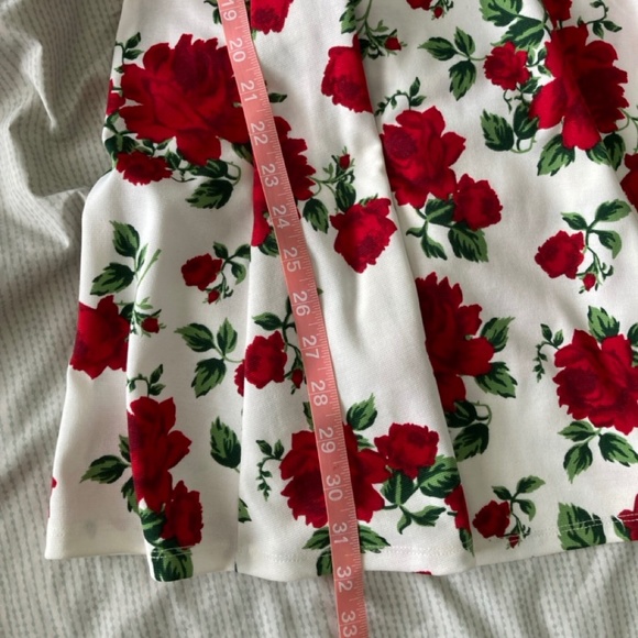 H&M Divided Rose Red and White Small US 6 Sized Skater Dress - Picture 12 of 14
